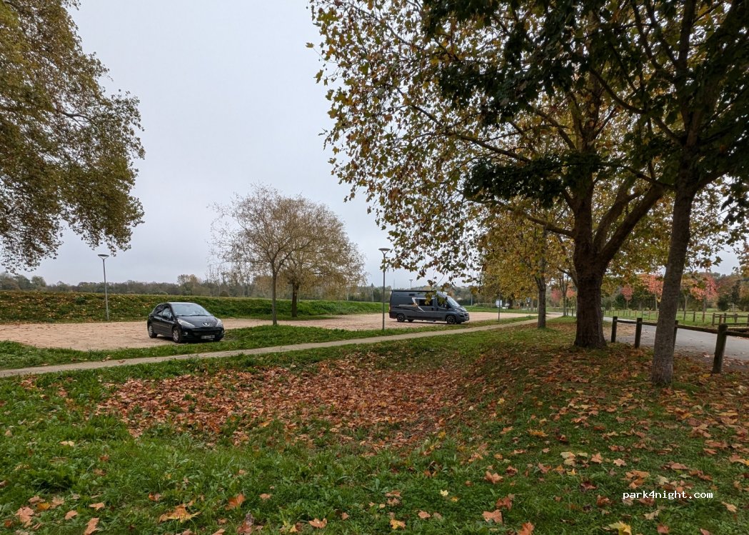 (86360) Chasseneuil-du-Poitou - Chemin de l'Ormeau — foto 4