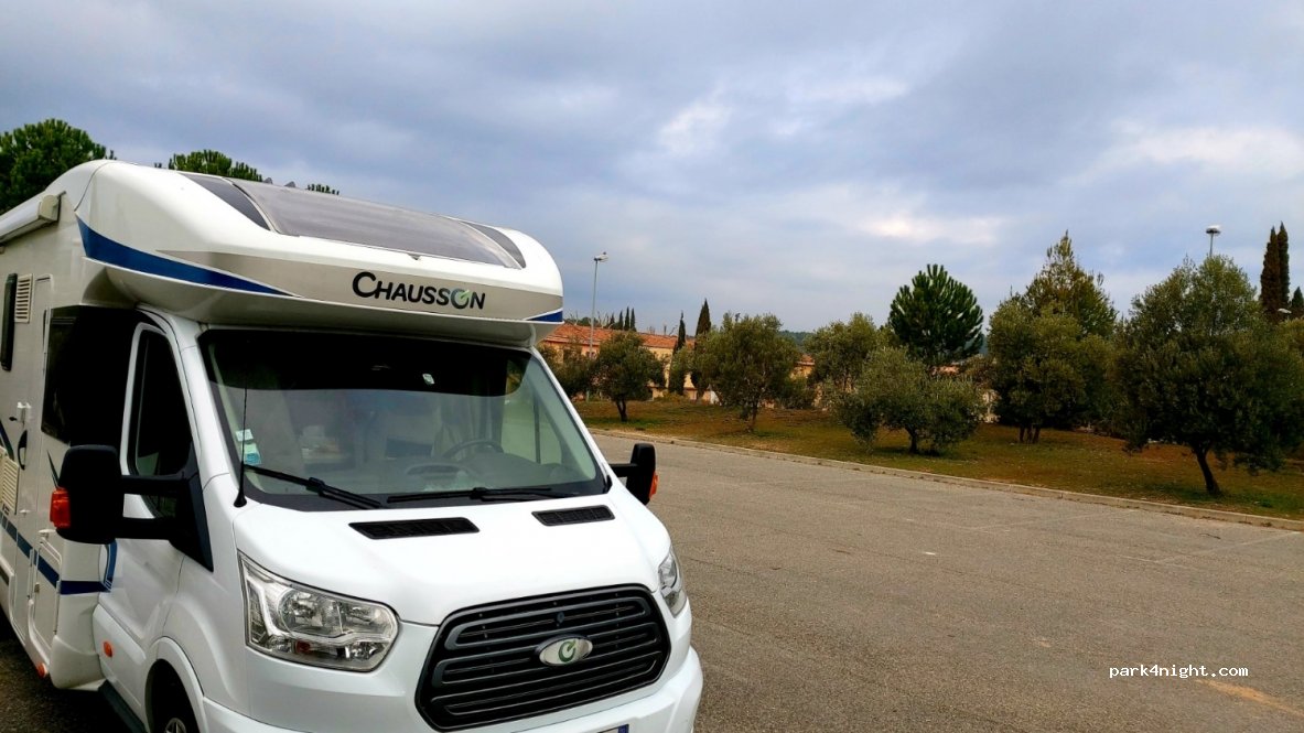 (83670) Barjols - Avenue Jean Moulin — foto
