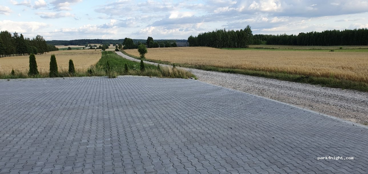 (16-100) Bohoniki - Unnamed Road — foto