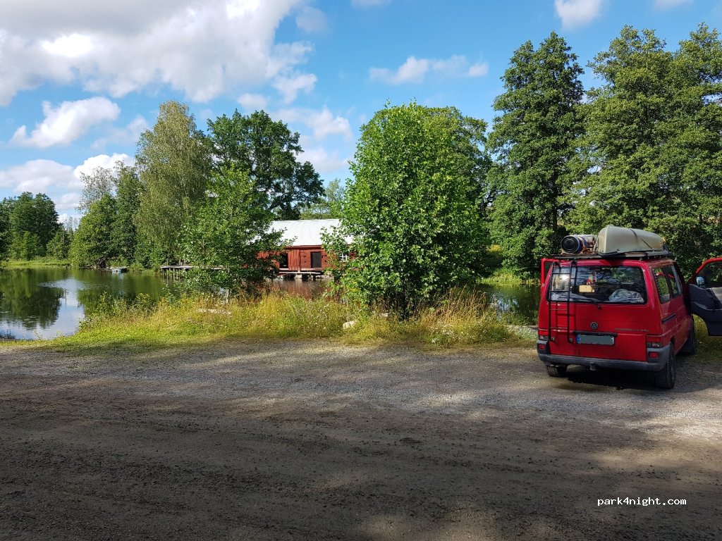 (664 95) Borgvik - 2 Landsbrovägen — foto