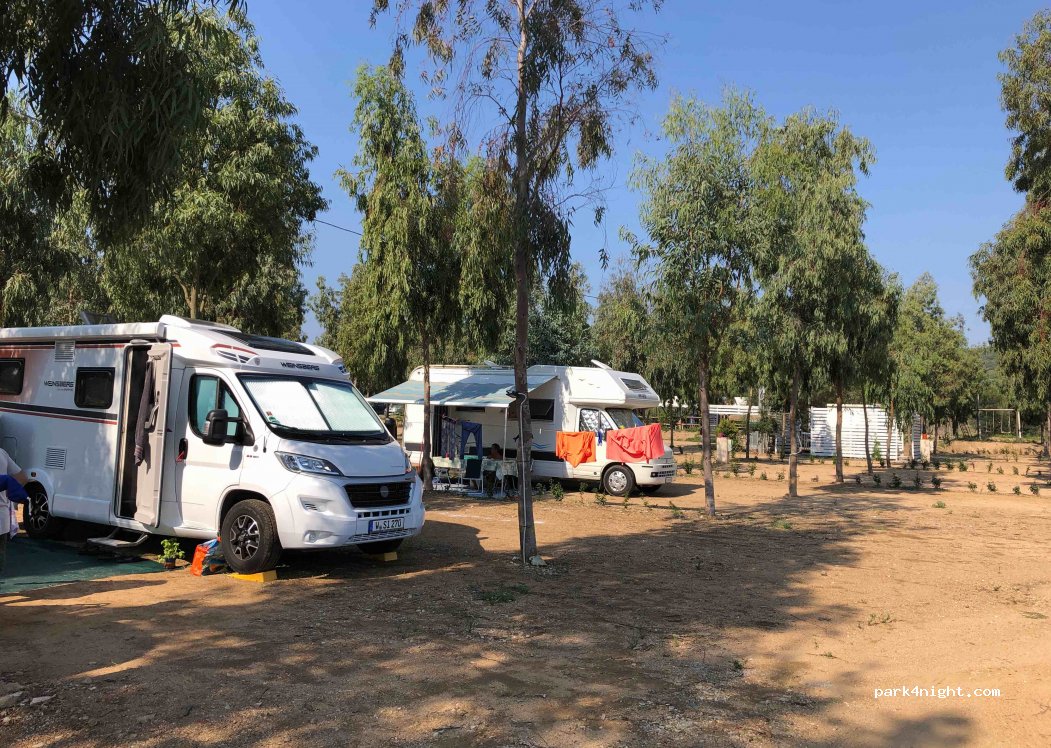 Sosta Camping Torre di Bari Sardo — foto