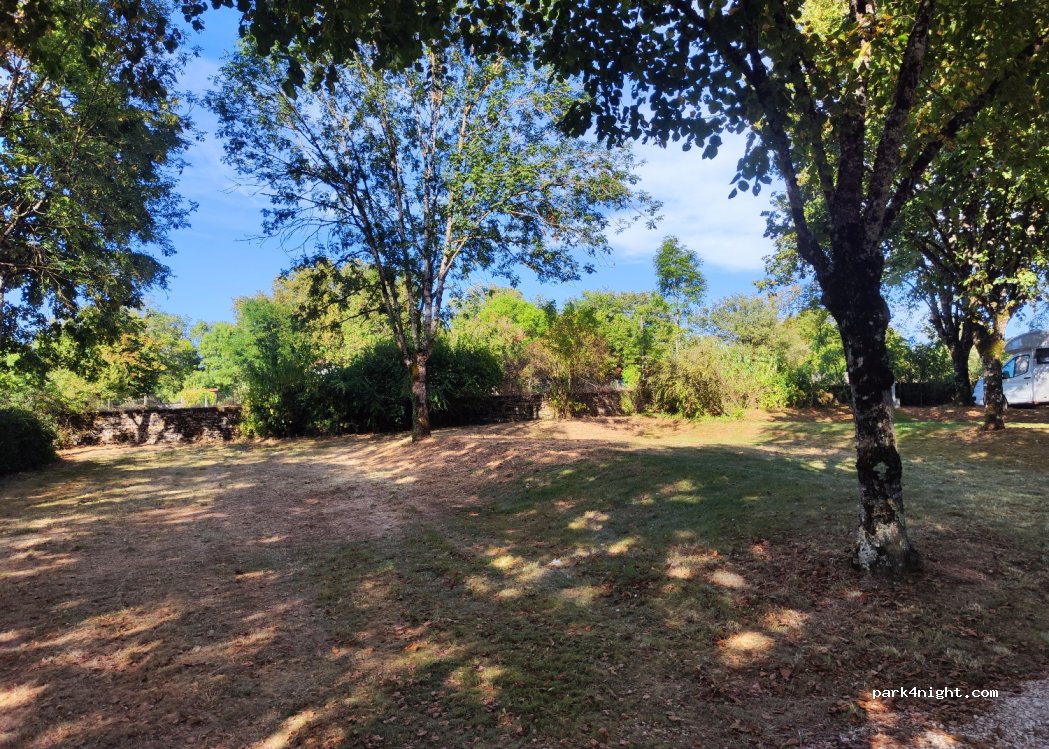 Camping : La Coustoune — foto 2