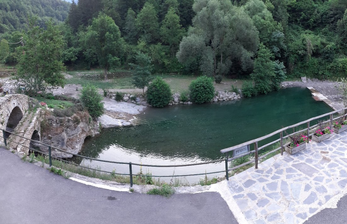 (18010) Molini di Triora - Strada Provinciale 52 — foto