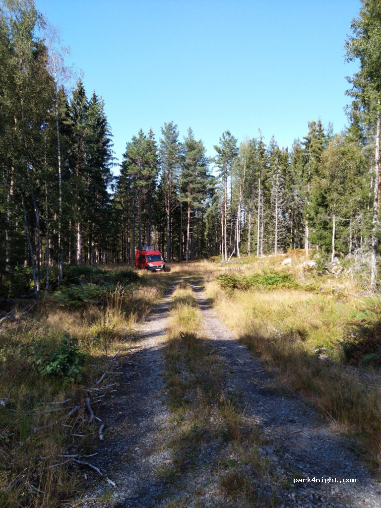(695 94) Finnerödja - Unnamed Road — foto 2