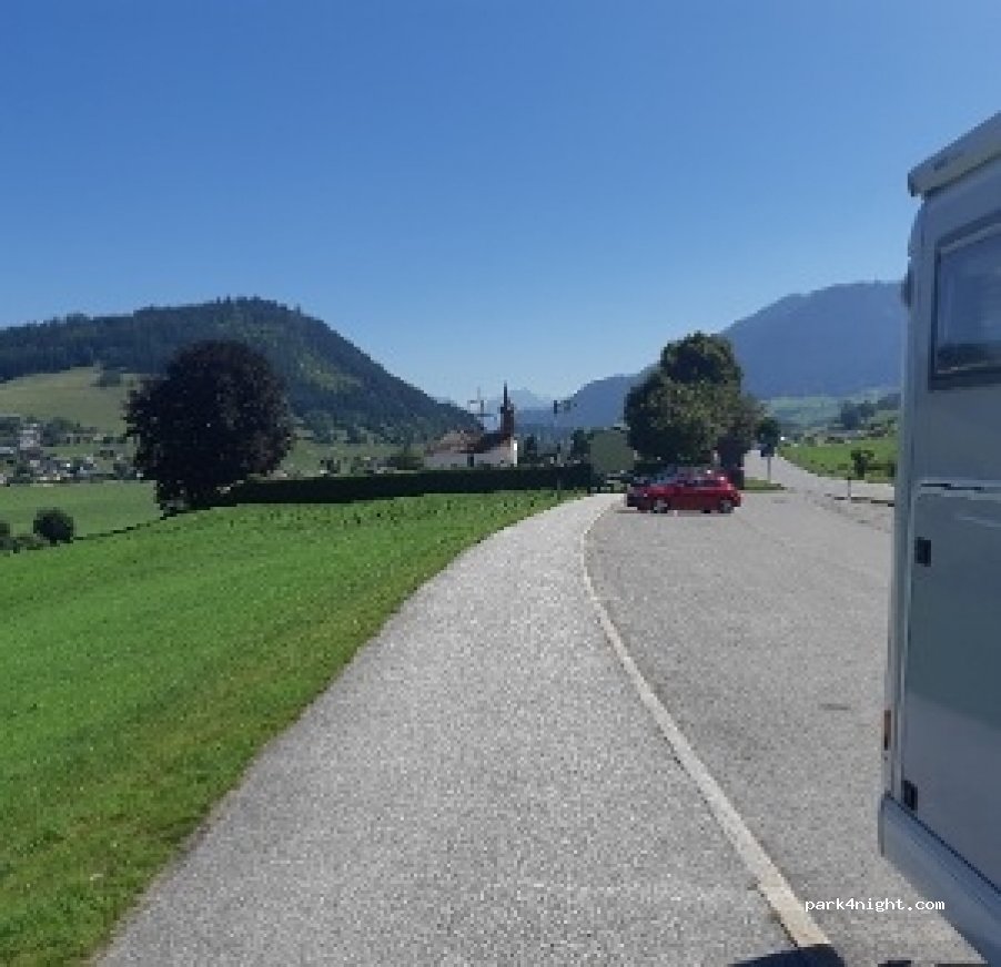 (8952) Irdning - 74 Irdning Aignerstraße — foto