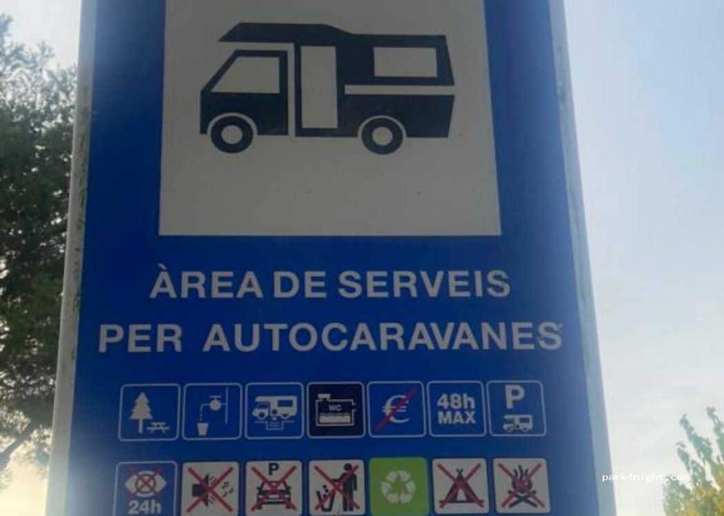 (08776) Sant Pere de Riudebitlles - 13 Travessera S Jeroni — foto 2