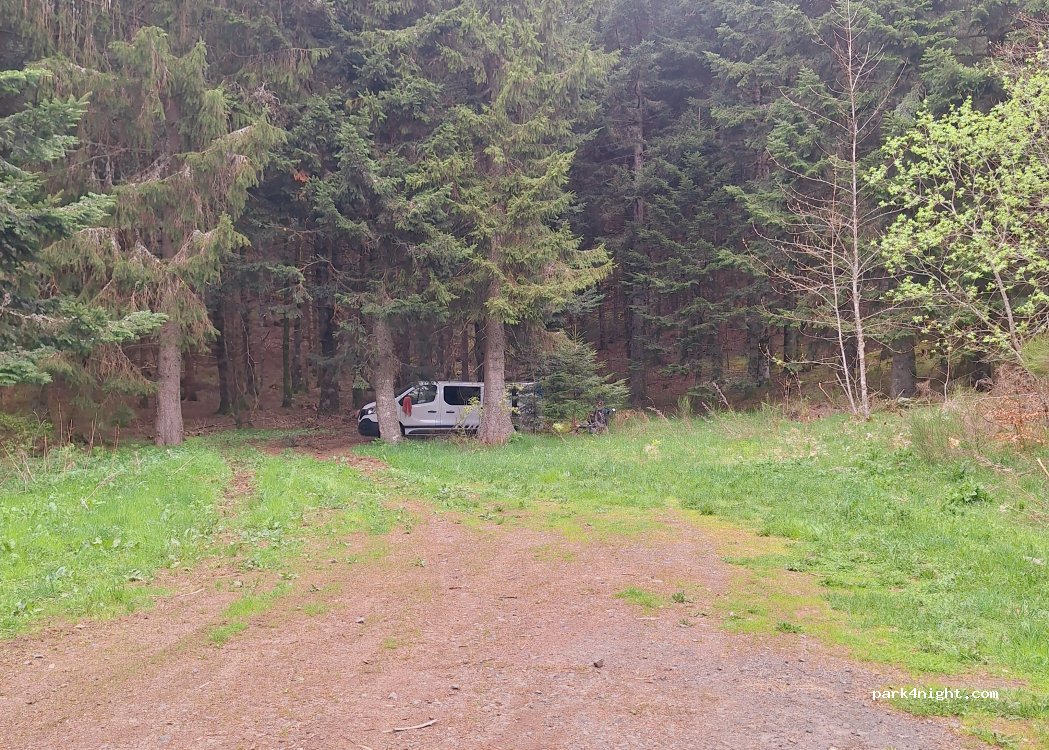 (63790) Murol - Unnamed Road — foto 3