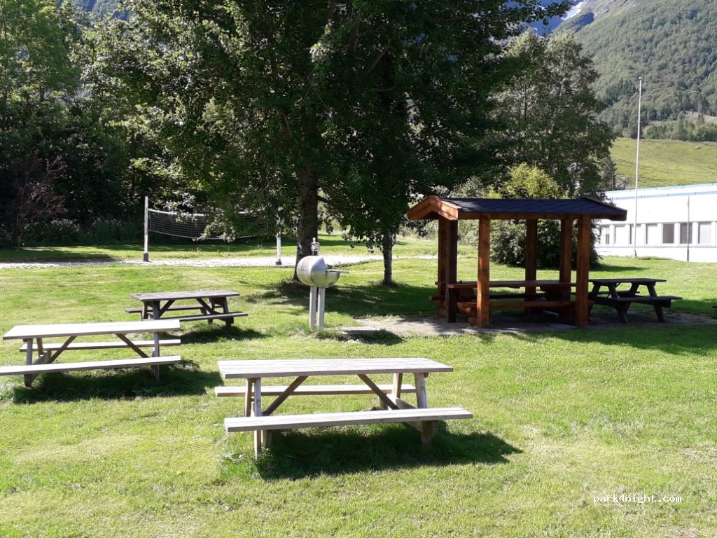 (6220) Straumgjerde - 33 Sørestrandvegen — foto 2