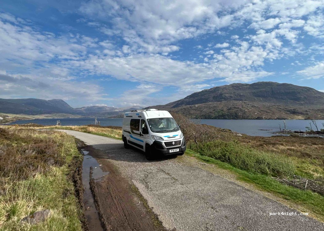 (IV27 4HN) Lairg - Unnamed Road — foto 4