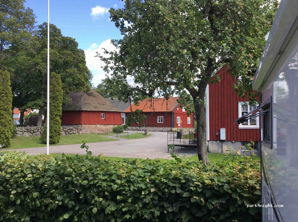 (530 30) Tun - 3 Såtenäsvägen — foto 3