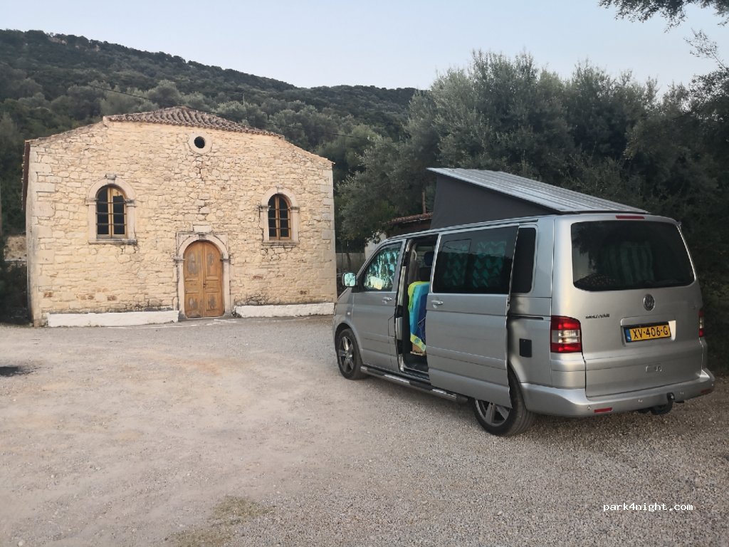 (310 83) Meganisi - Unnamed Road — foto 2