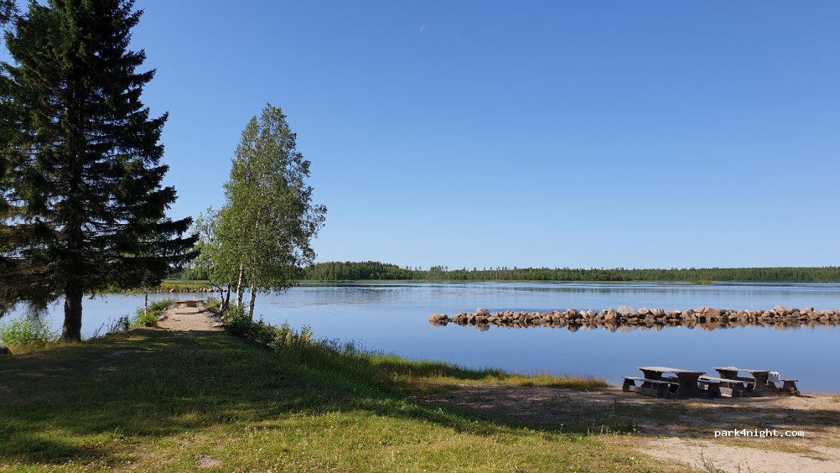 (945 33) Rosvik - 17 Pirvägen — foto