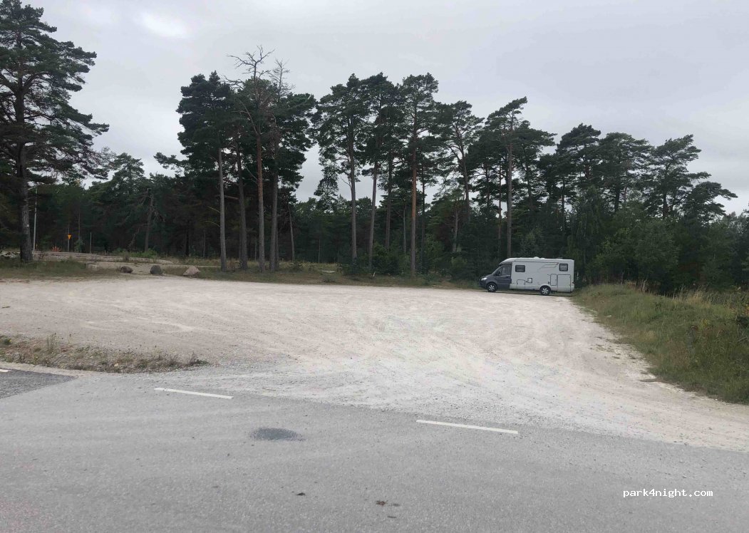 (621 50) Visby - 34 Västerhejde Langs väg — foto