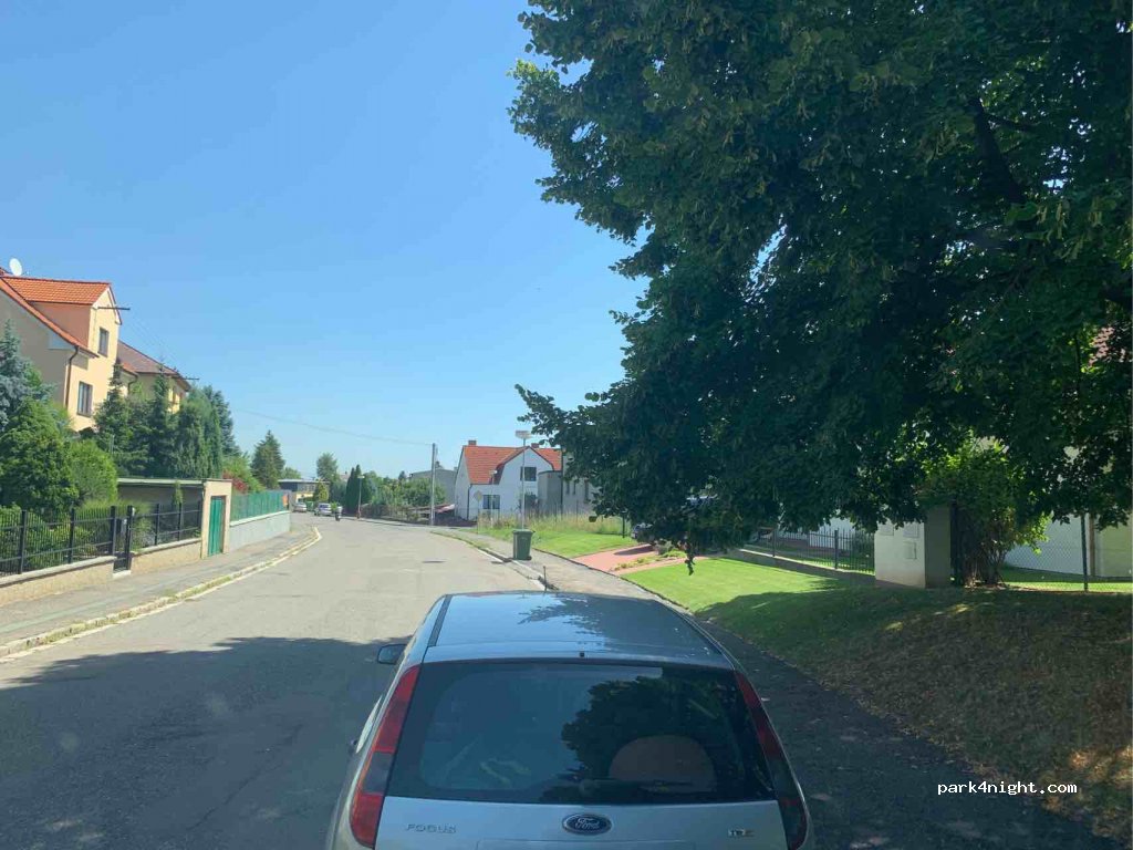 (284 03) Kutná Hora - Na Chmelnici — foto