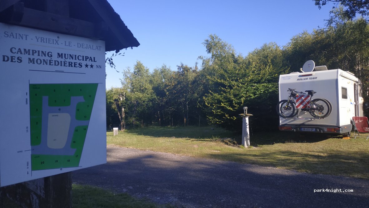 Camping Municipal des Monédières — foto