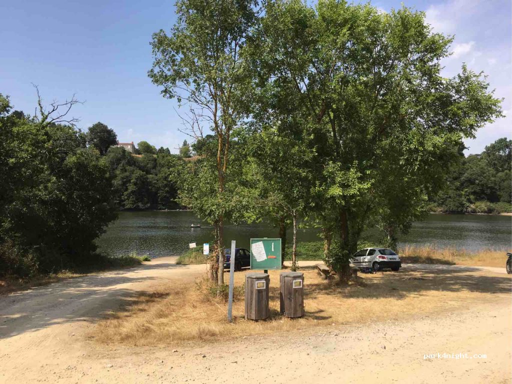 (85220) Apremont - Les Petites Bonnières — foto 2
