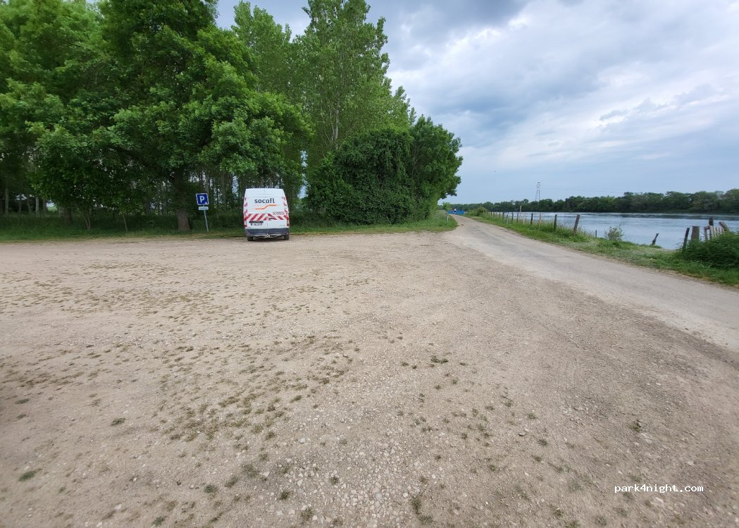 (71680) Crêches-sur-Saône - Unnamed Road — foto
