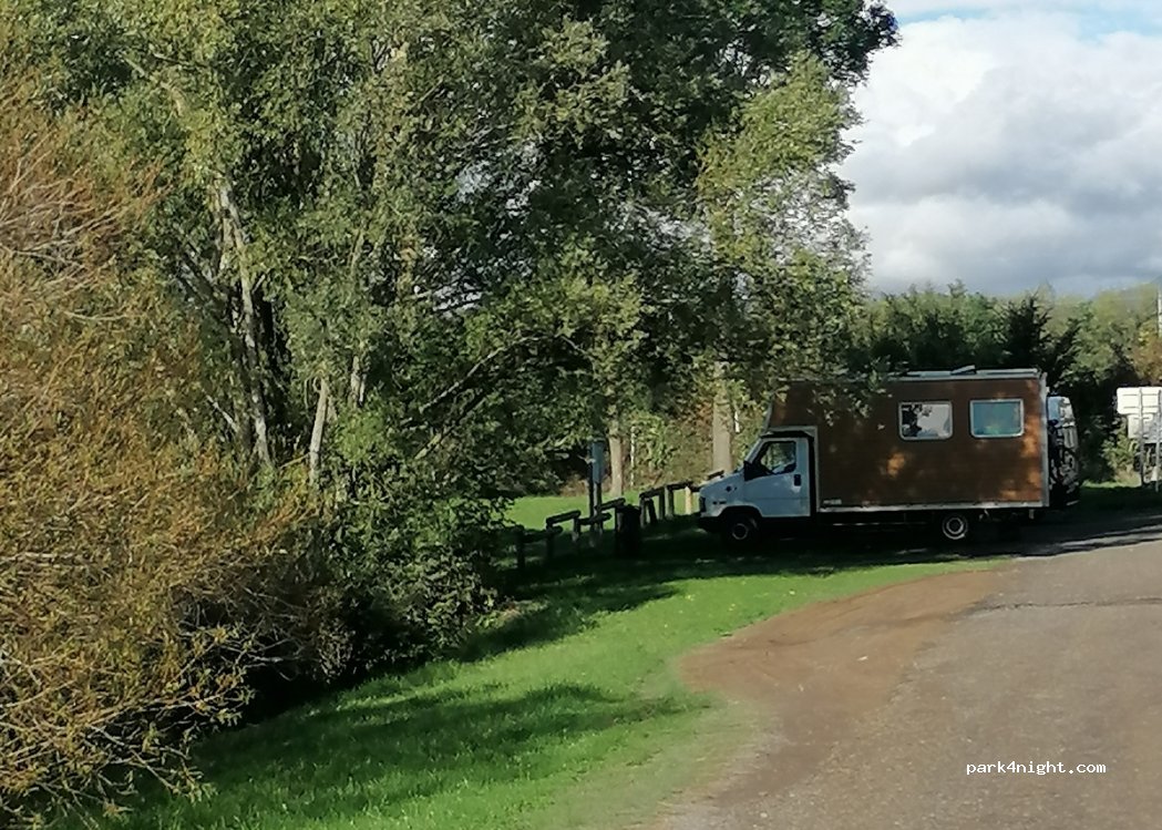 (71680) Crêches-sur-Saône - Unnamed Road — foto 2