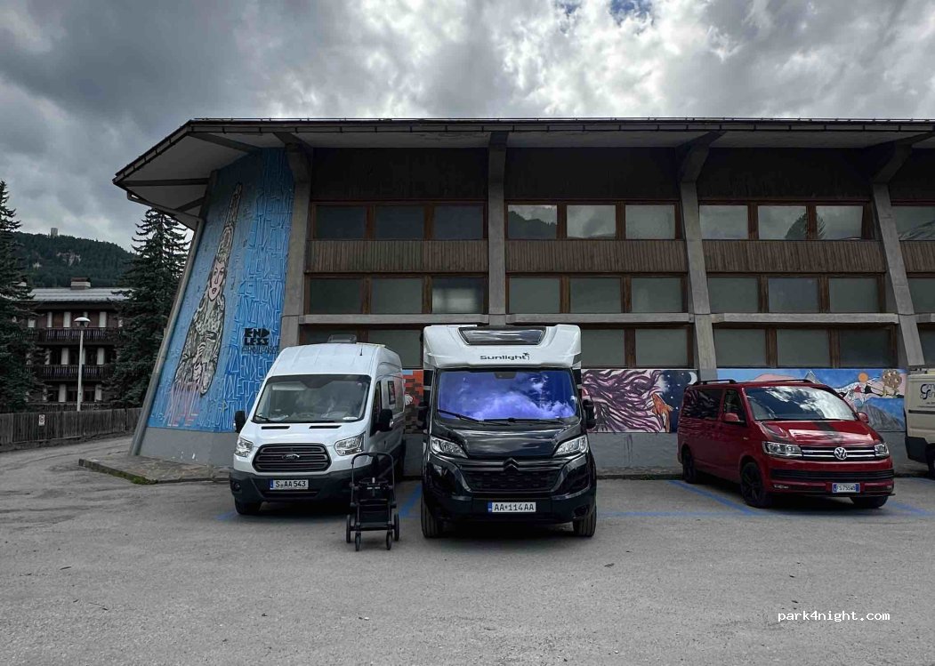 (32043) Cortina d'Ampezzo - 10 Via dei Campi — foto 4