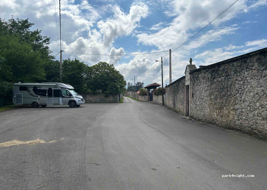 (33593) Naves - 109 Calle Naves — foto 4