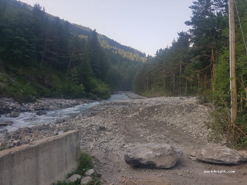 (10054) Cesana Torinese - 1 Frazione Fenils — foto
