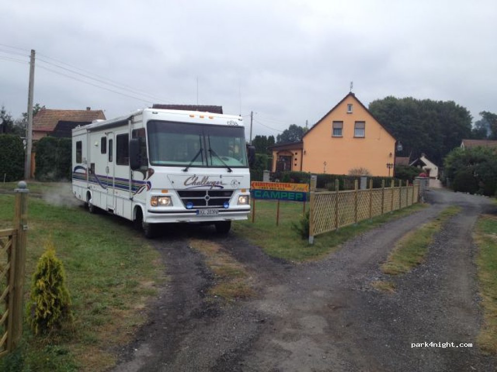 Mużakowska Agroturystyka LENA CamperPark — foto