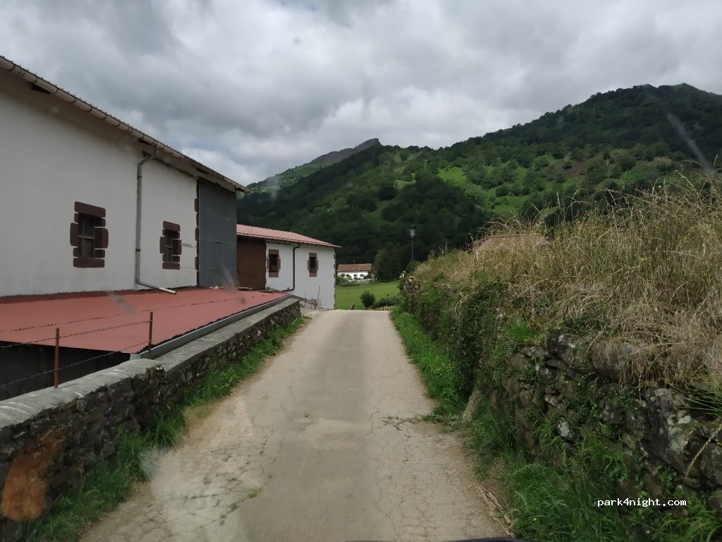 (31745) Ituren - Carretera Leitza - Santesteban — foto 2