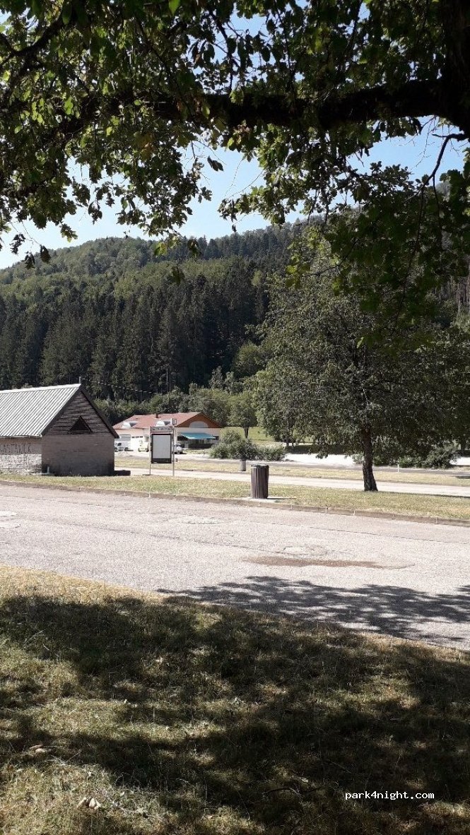 (39300) Cize - RN5-Route Saint Laurent — foto 2