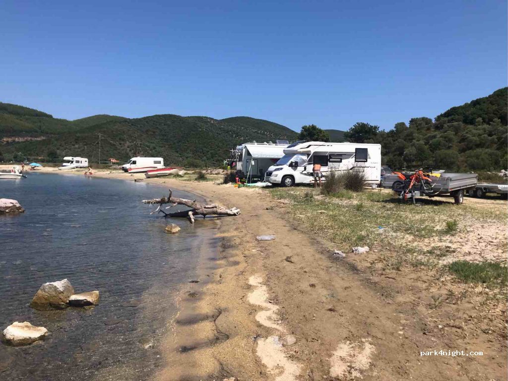 (630 72) Koufos - Unnamed Road — foto
