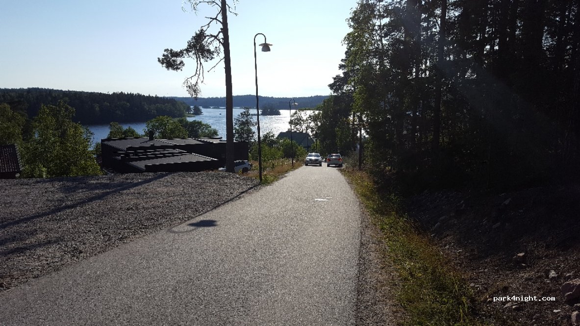(194 91) Upplands Väsby - 6 Mor Olas backe — foto 2