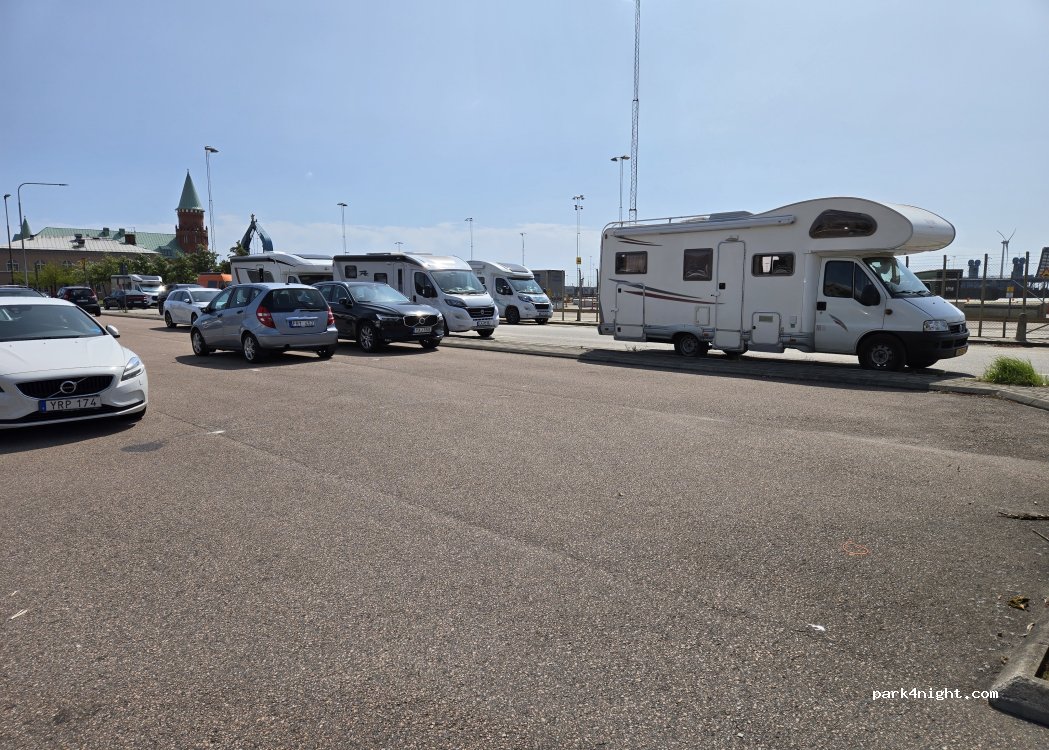 (231 42) Trelleborg - 3 Fyrmästaregatan — foto 2