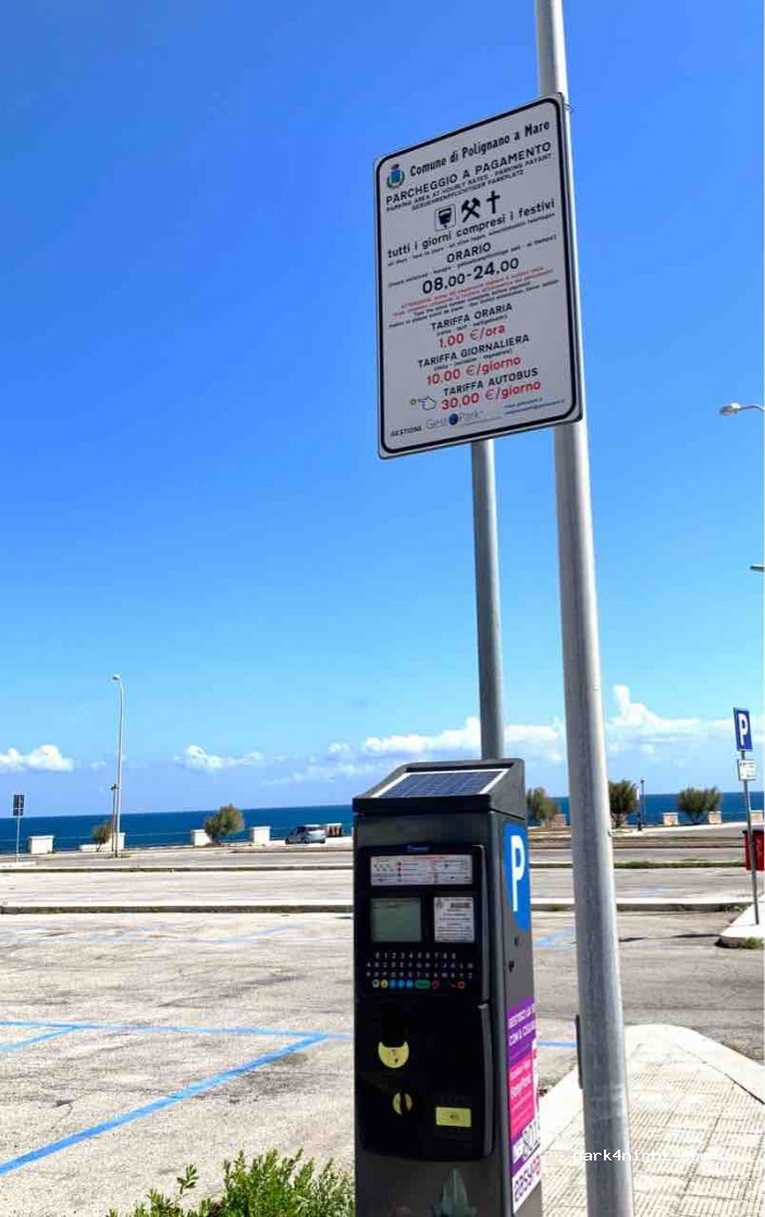 (70044) Polignano A Mare - Piazzale Marco Polo — foto
