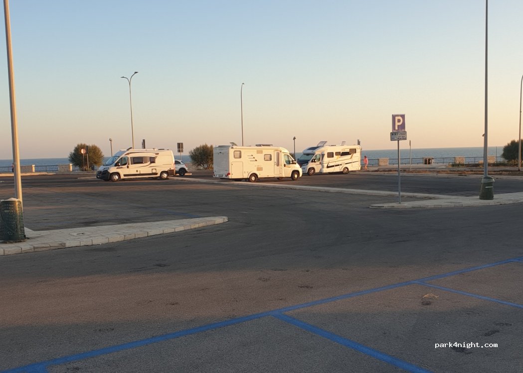 (70044) Polignano A Mare - Piazzale Marco Polo — foto 3