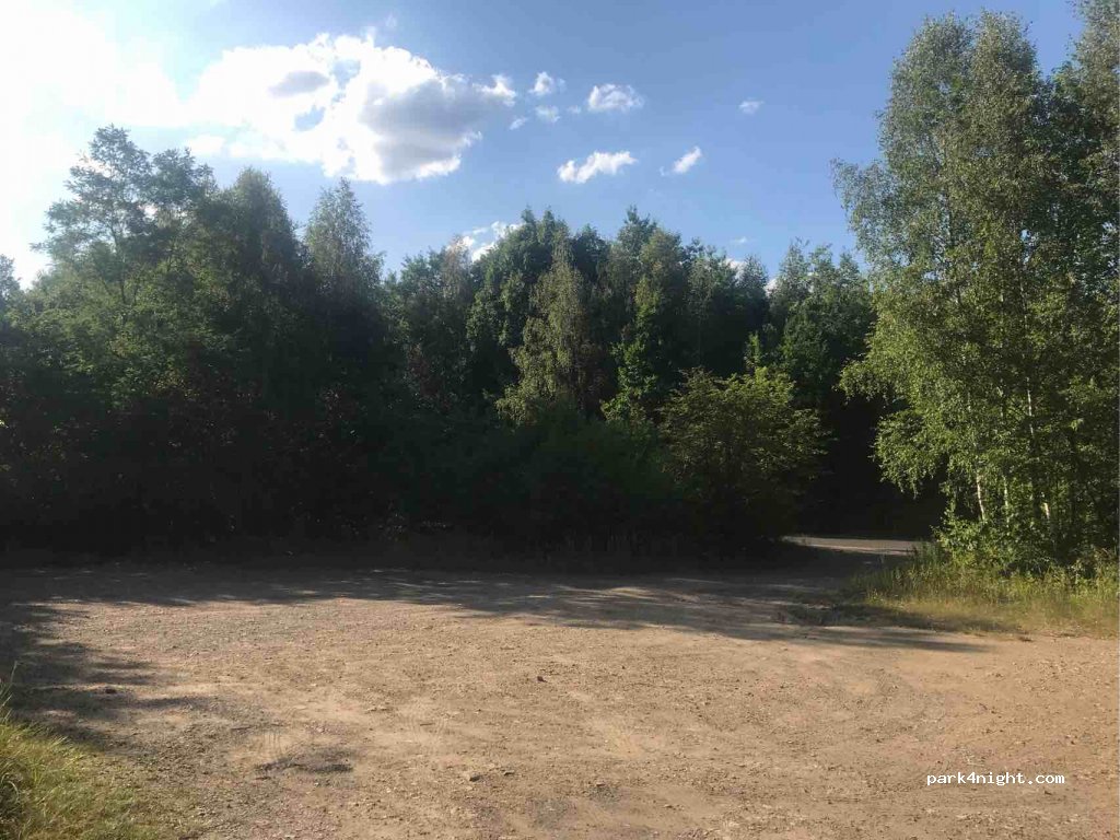 (42-582) Rogoźnik - Cmentarna — foto 4