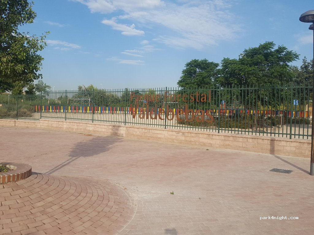 (28055) Madrid - 8 Avenida de las Fuerzas Armadas — foto