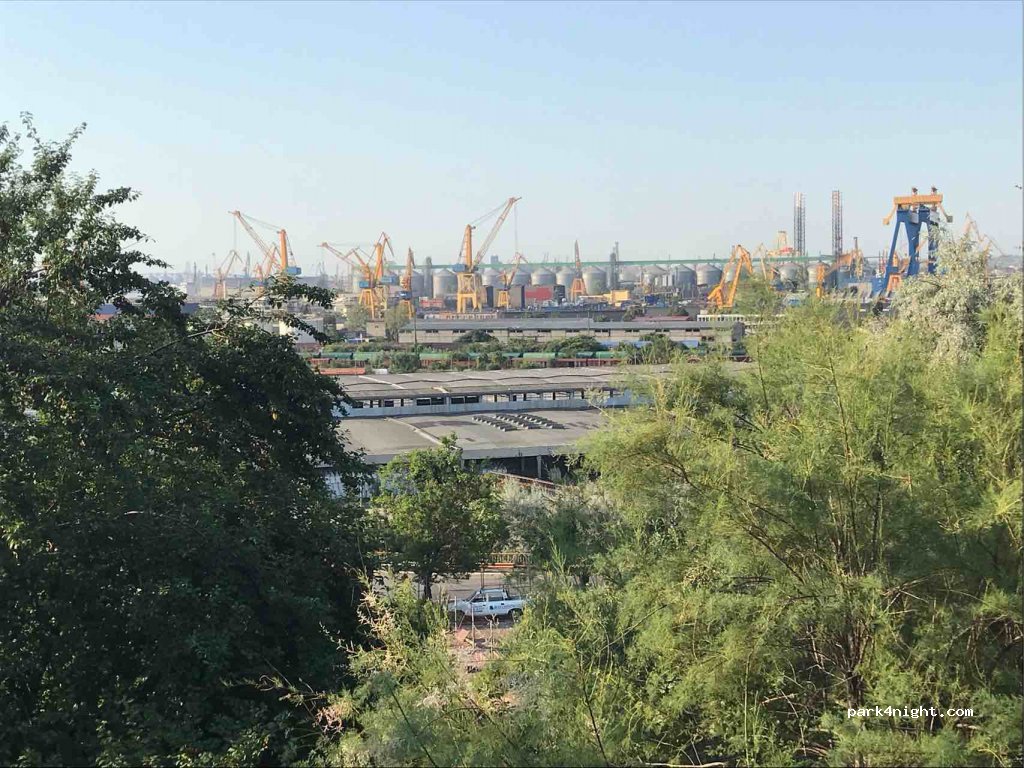 (900178) Constanța - Strada Traian — foto 2