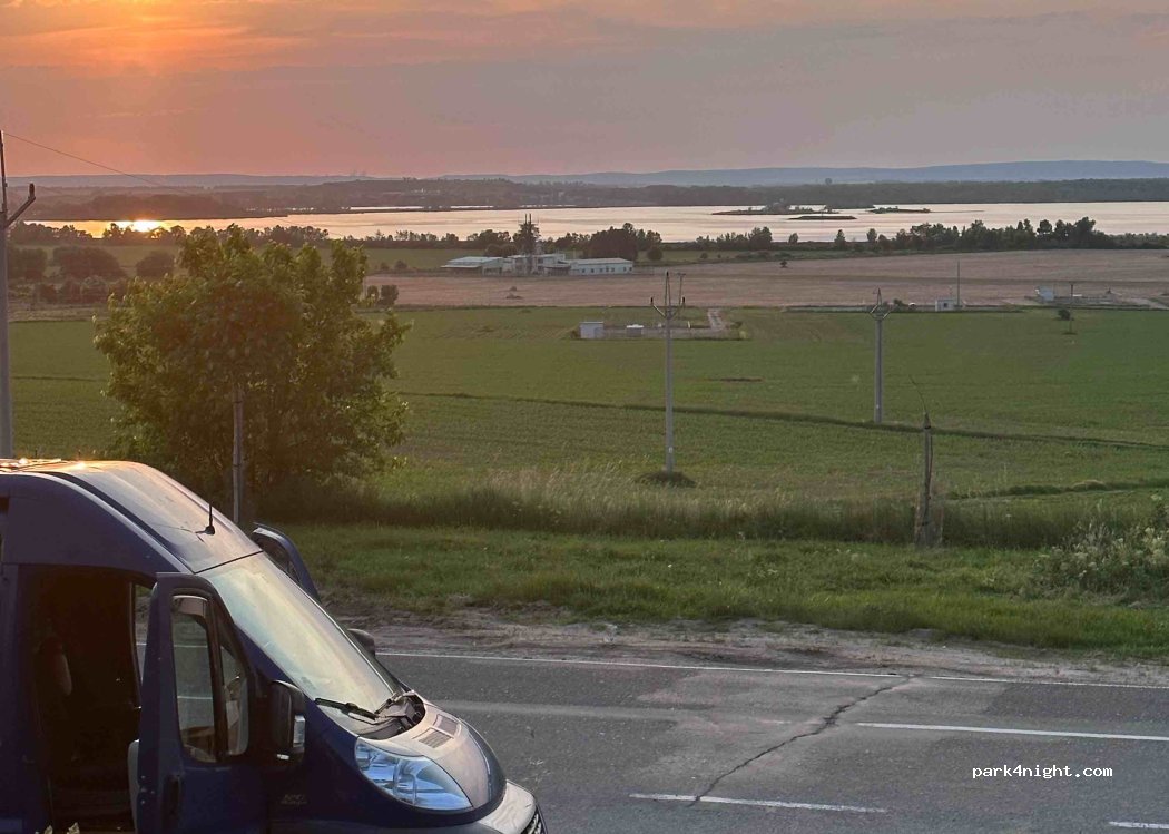 (691 81) Horní Věstonice - — foto 2