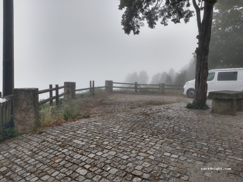 (3740)  - Rua de Nossa Senhora da Penha — foto 2
