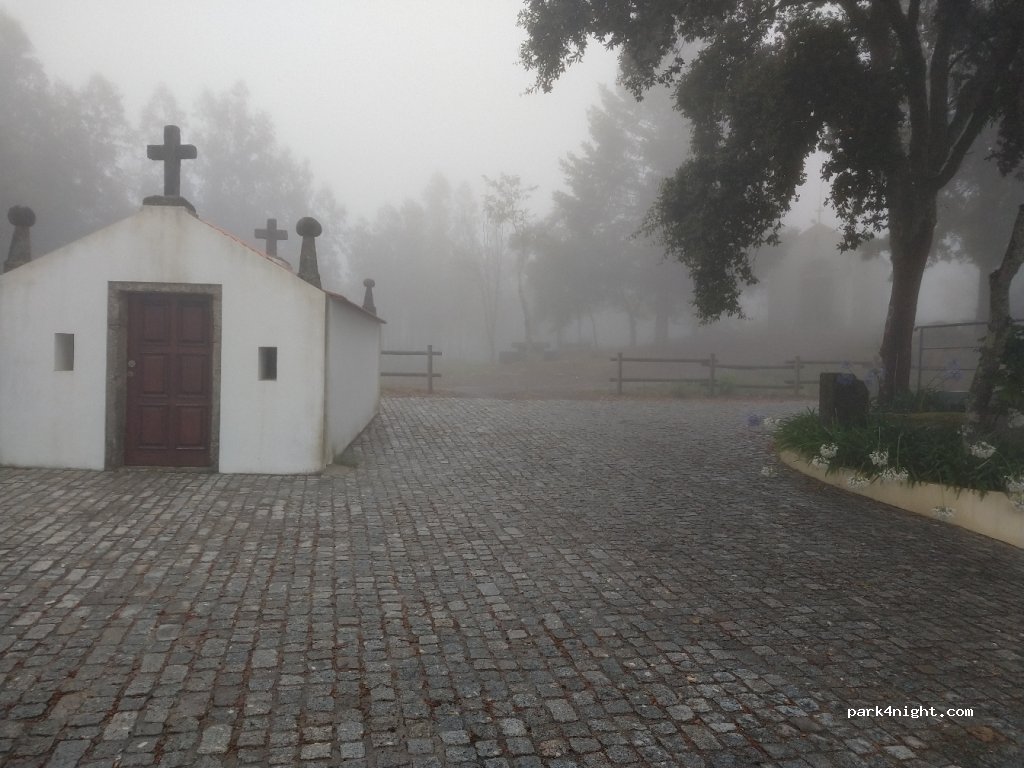 (3740)  - Rua de Nossa Senhora da Penha — foto 3
