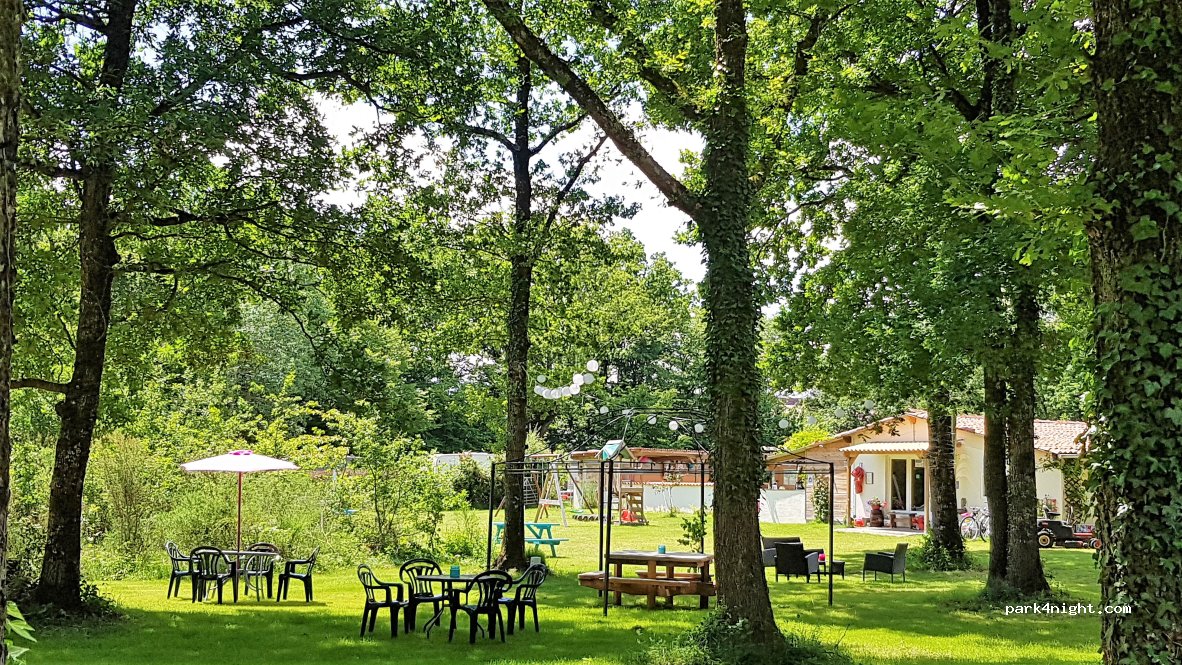 Camping du Bois de St Hilaire — foto