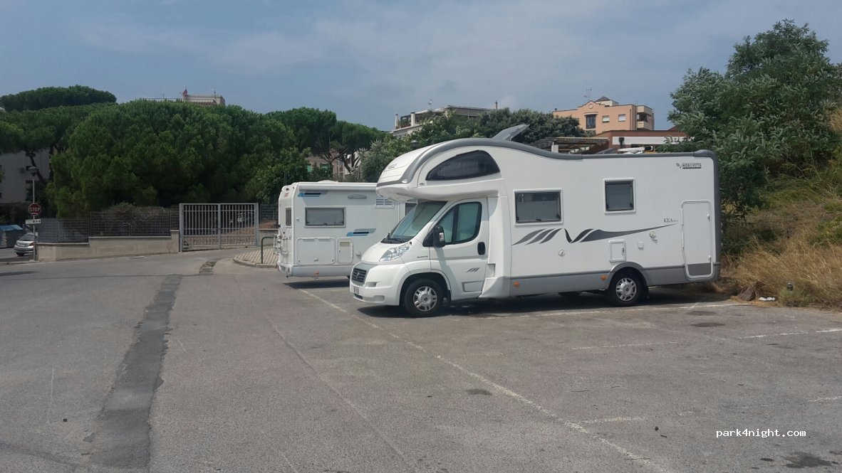 (57025) Piombino - 25 Via Medaglie d'Oro della Resistenza — foto 2