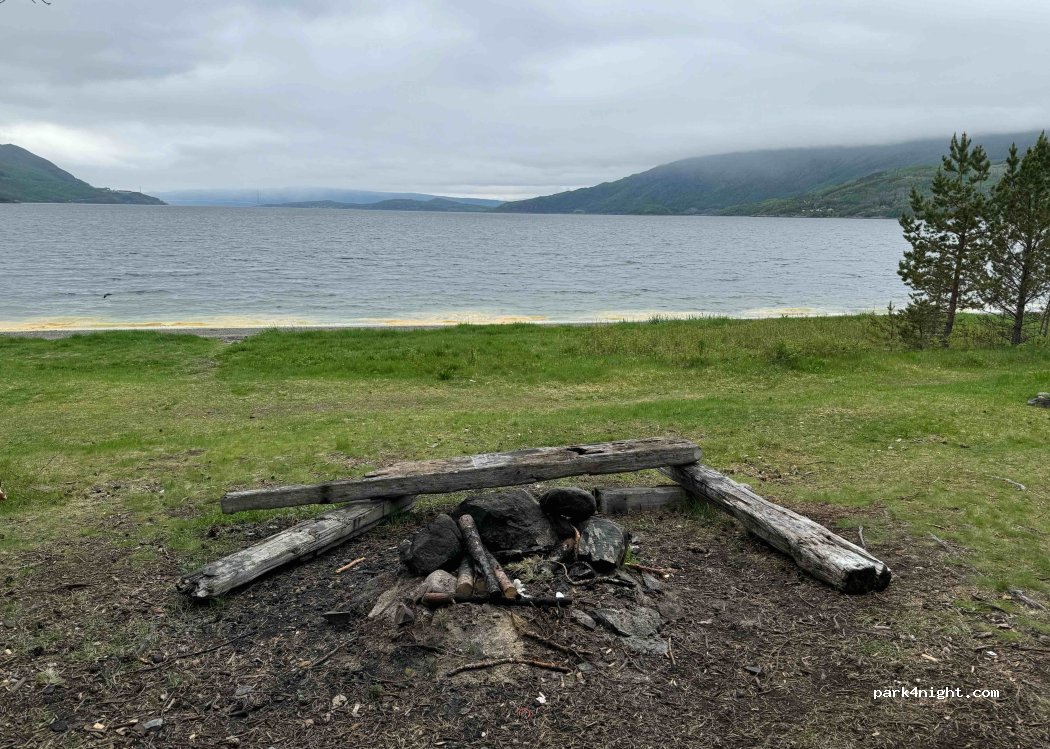 (8517) Narvik - 5 Tyttebærvik / Hergot — foto 4