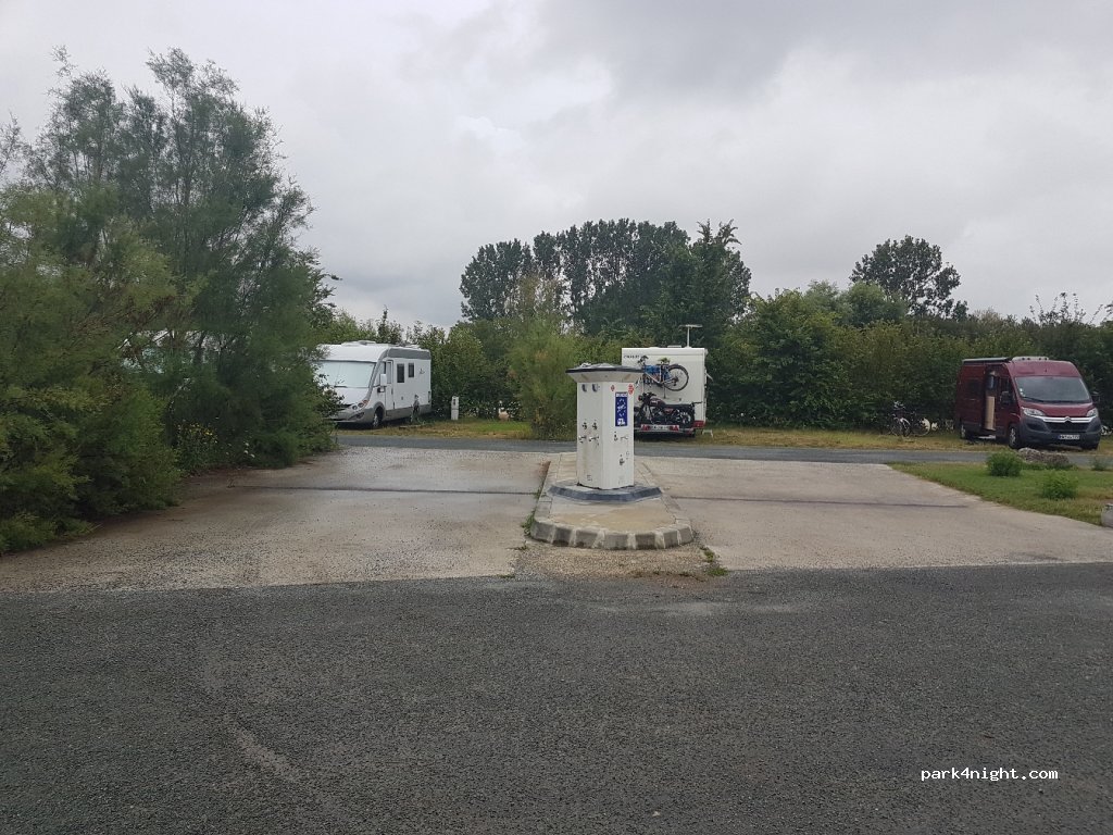 (17340) Châtelaillon-Plage - 3 Boulevard Georges Clemenceau — foto