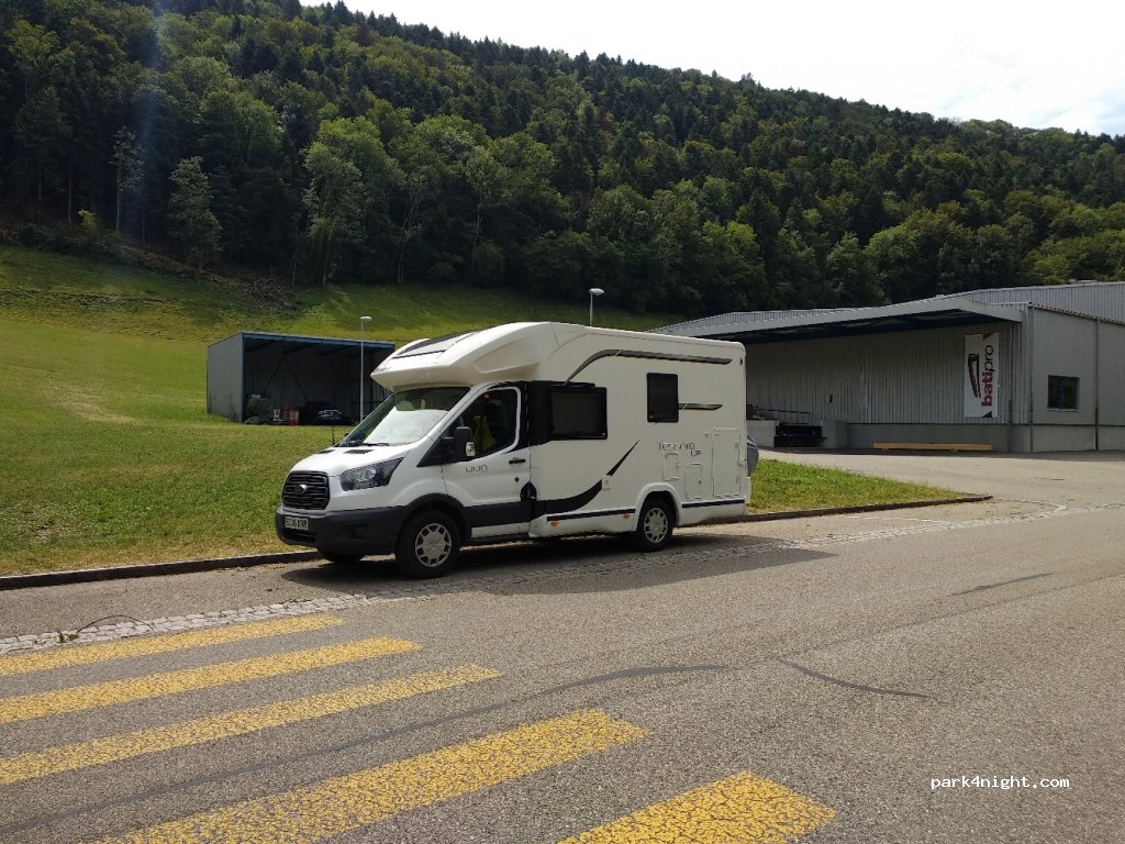 (2882) Saint-Ursanne - 19 Route Moulin des Lavoirs — foto