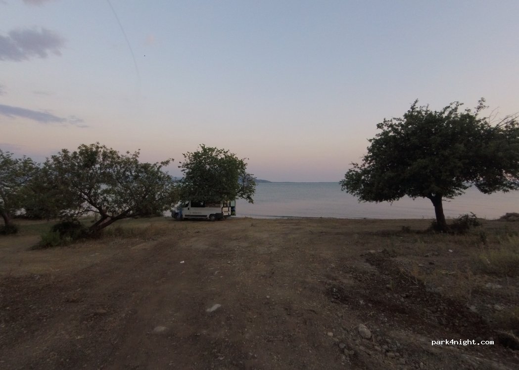 (463 00) Sagiada - Unnamed Road — foto