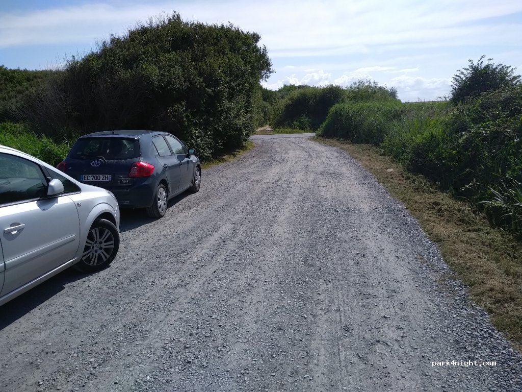 (14470) Graye-sur-Mer - D514 / Le Corps de Garde — foto