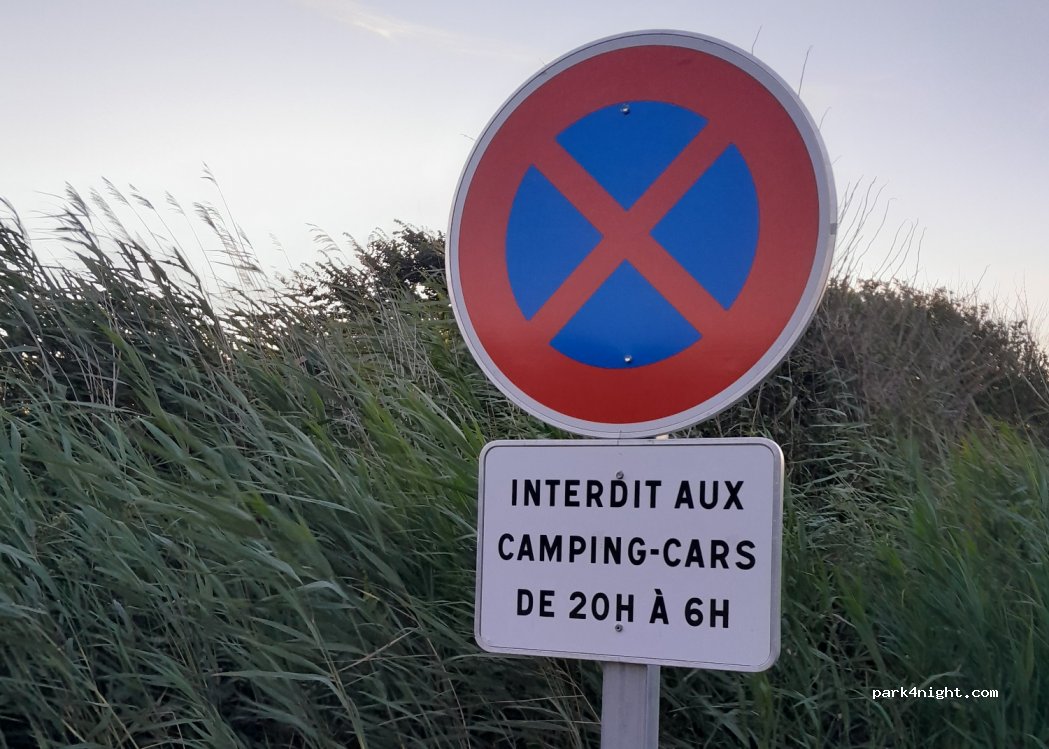 (14470) Graye-sur-Mer - D514 / Le Corps de Garde — foto 2