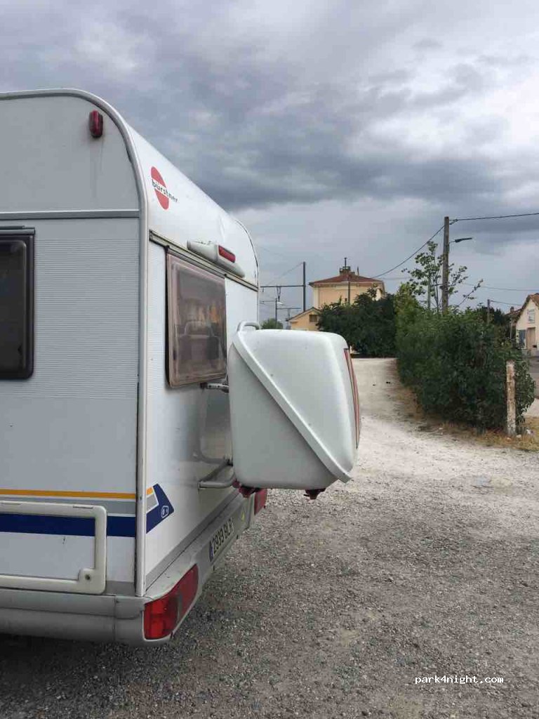 (84250) Le Thor - 295 Rue de la Gare — foto 2