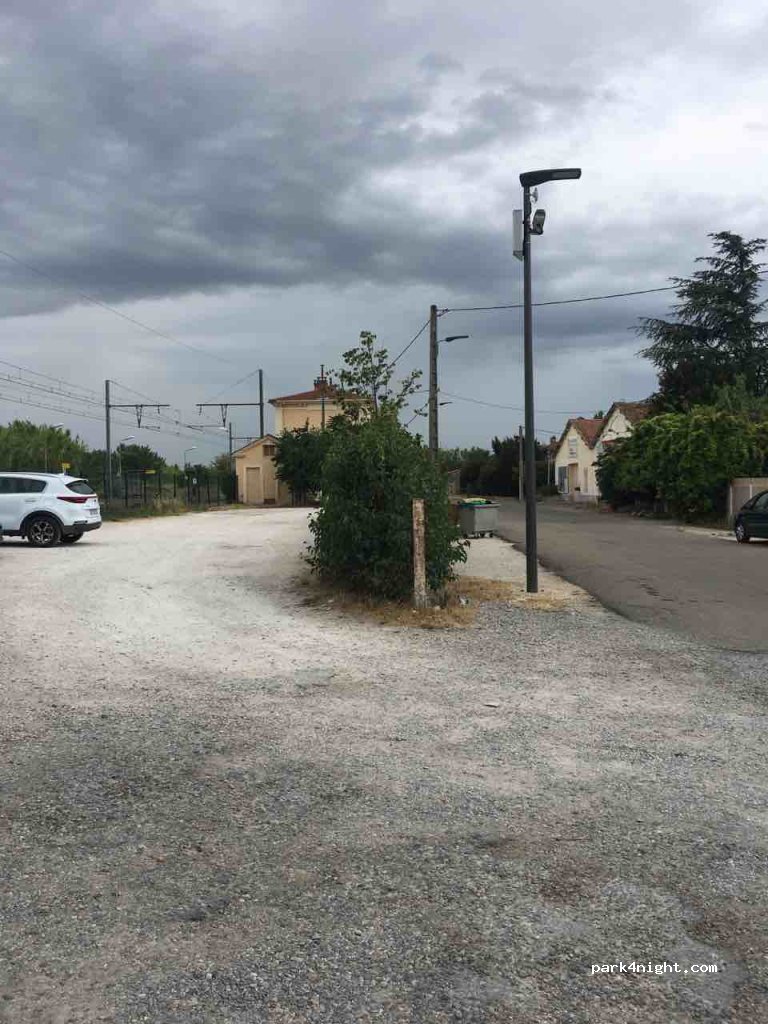 (84250) Le Thor - 295 Rue de la Gare — foto 3