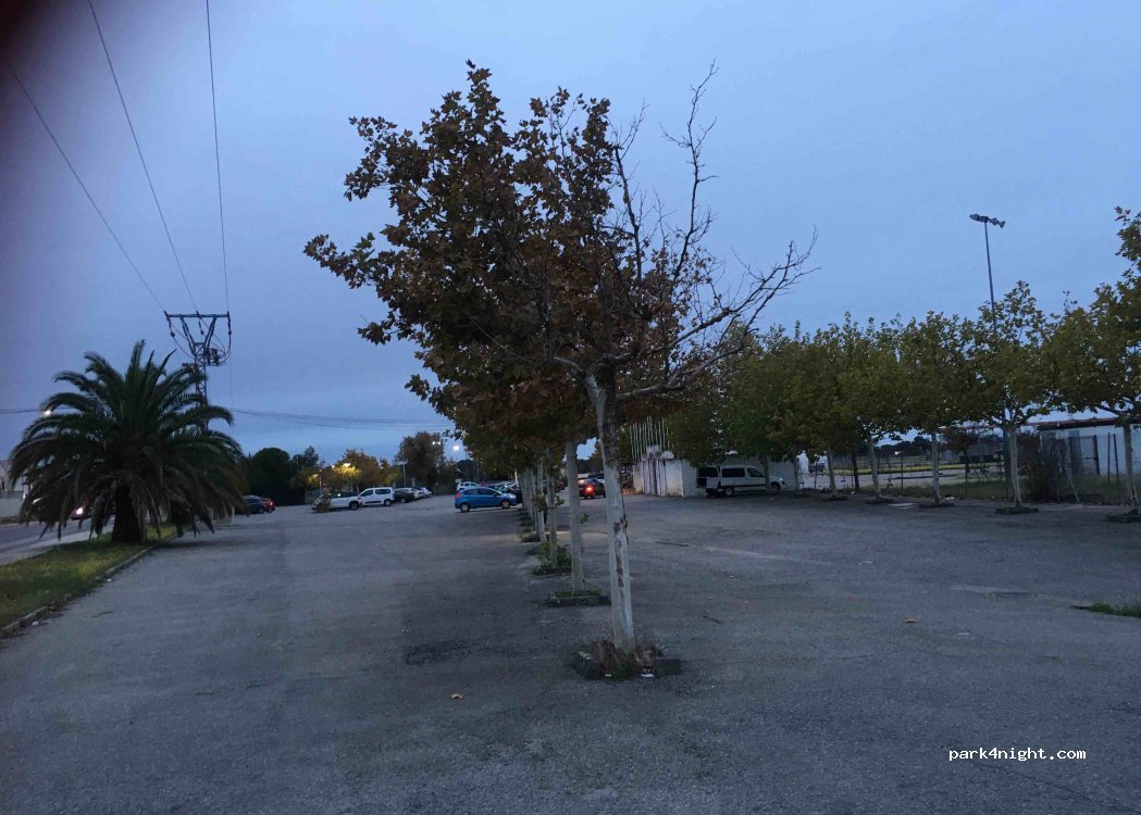 (10300) Navalmoral de la Mata - 1 Calle Artesanos — foto 2